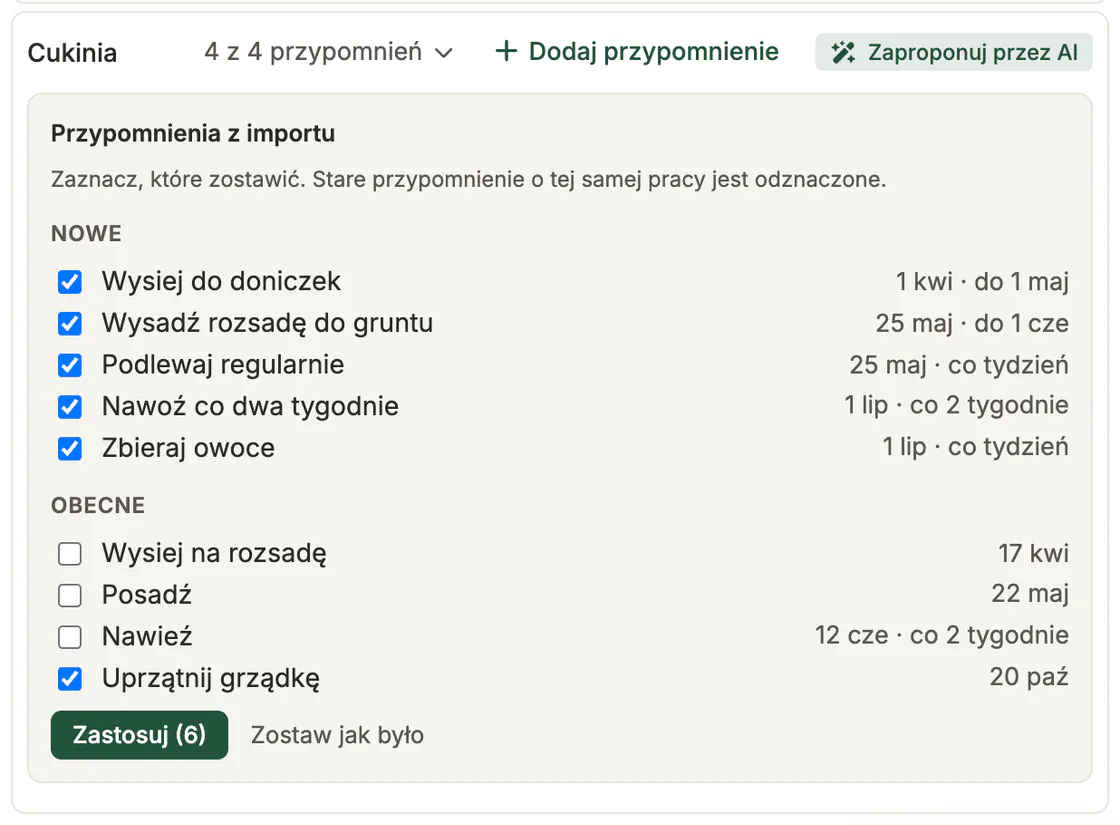 Przypomnienia odczytane z torebki nasion cukinii obok tych, które roślina miała: wysiew w kwietniu, wysadzenie pod koniec maja, nawożenie co dwa tygodnie, zbiór od lipca
